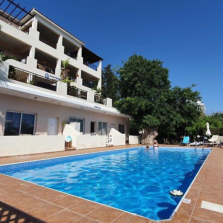 Homesweethome Paphos Esterno foto