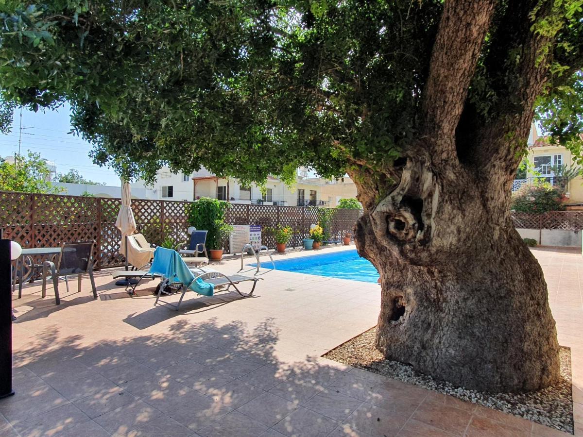 Homesweethome Paphos Esterno foto